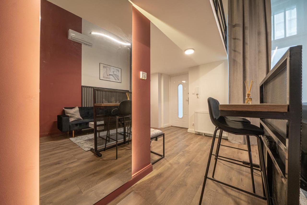 D37 - Dohany Street Urban Suite - Best Location By Bqa 부다페스트 외부 사진